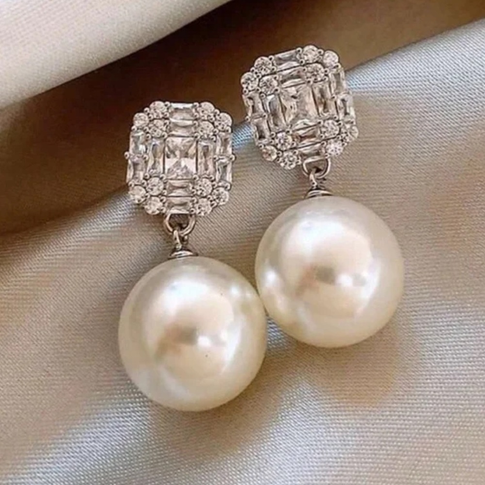 Elegant Silver and Pearl Drop Earrings